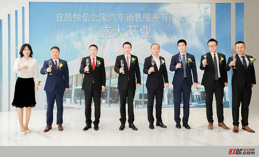 合影.jpg